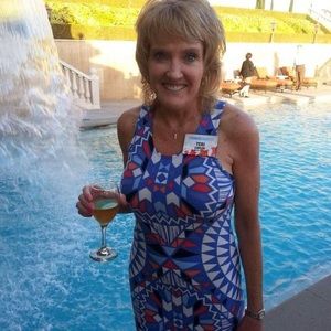 Meet your Posher, Teri